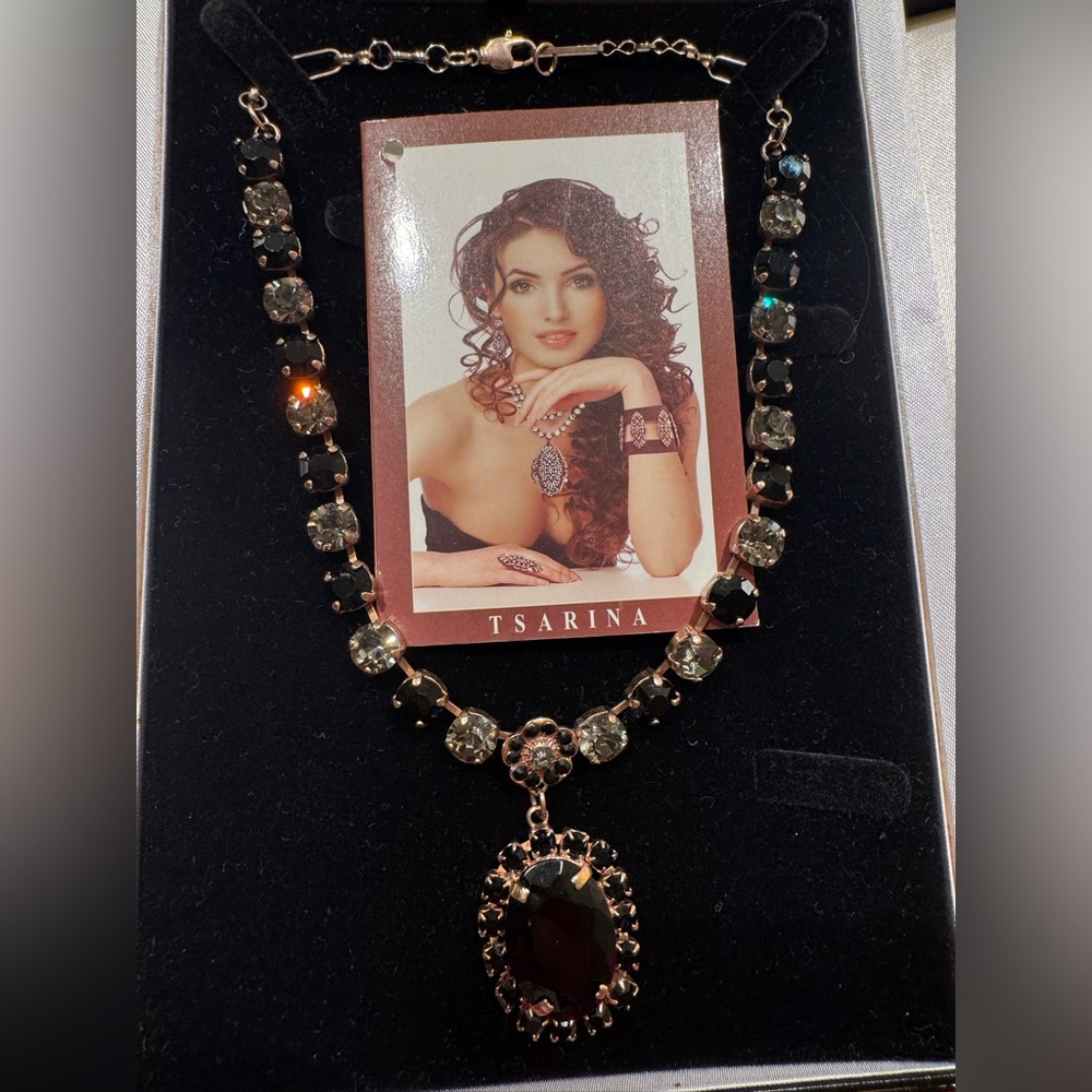 Designer Black and Gold  Necklace